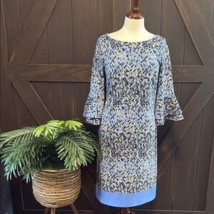 Blue Sheath Dress with 3/4 Bell Sleeves for Casual Occasions